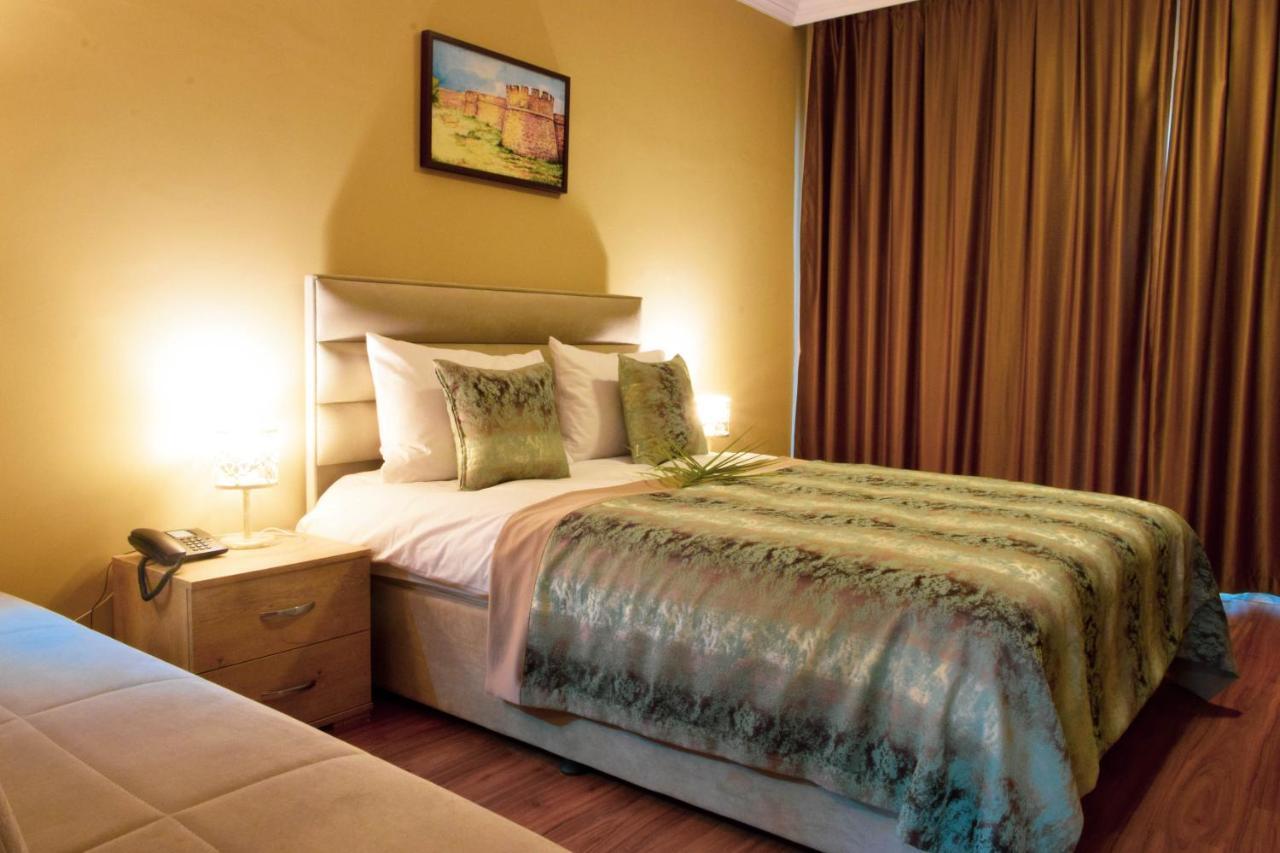 Golden Palms Guest House & Cafe Famagusta  Ngoại thất bức ảnh
